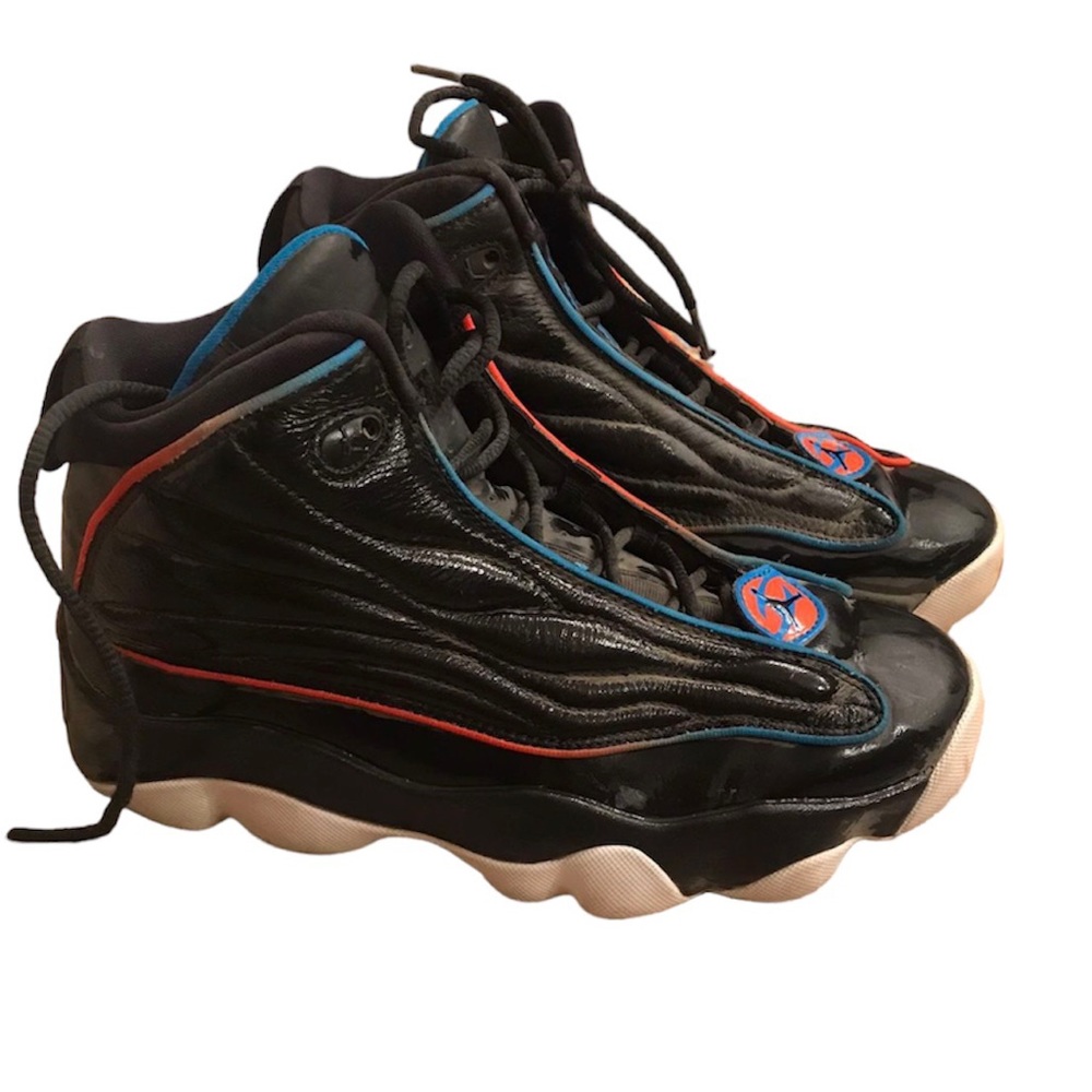 Big kids Jordan’s size 6